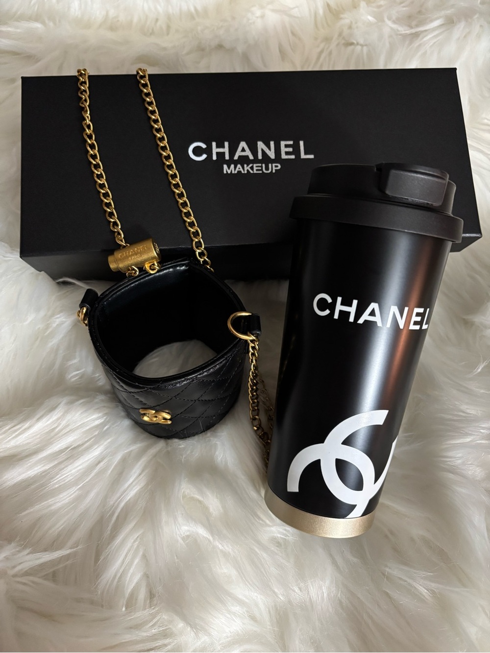 Limited Edition Beaute GWP/VIP Tumbler with Quilted Crossbody Holder - Picture 5 of 8